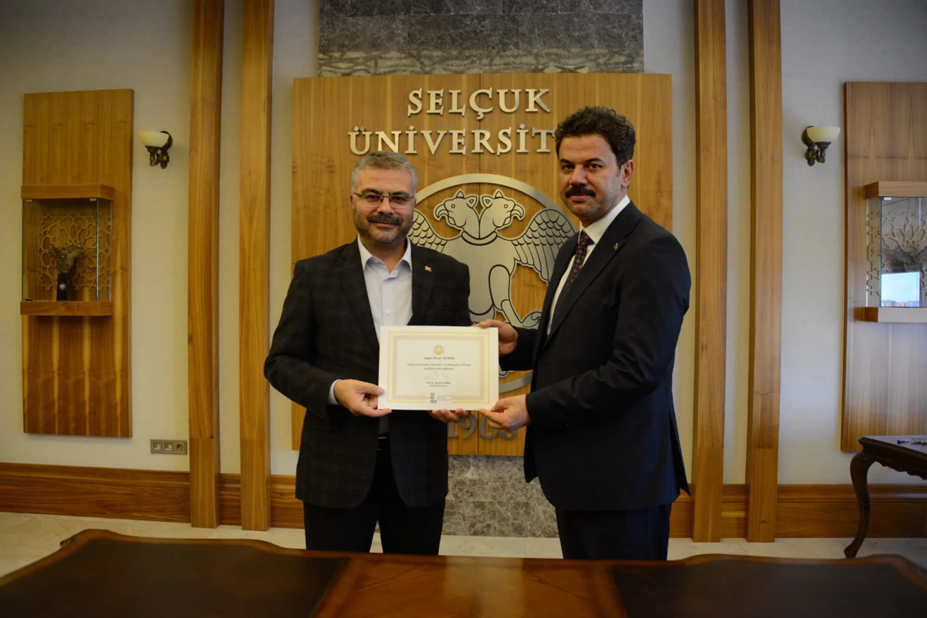 Selçuk Üniversitesi mezunlar derneği kuruldu: İlk üyeleri milletvekilleri oldu